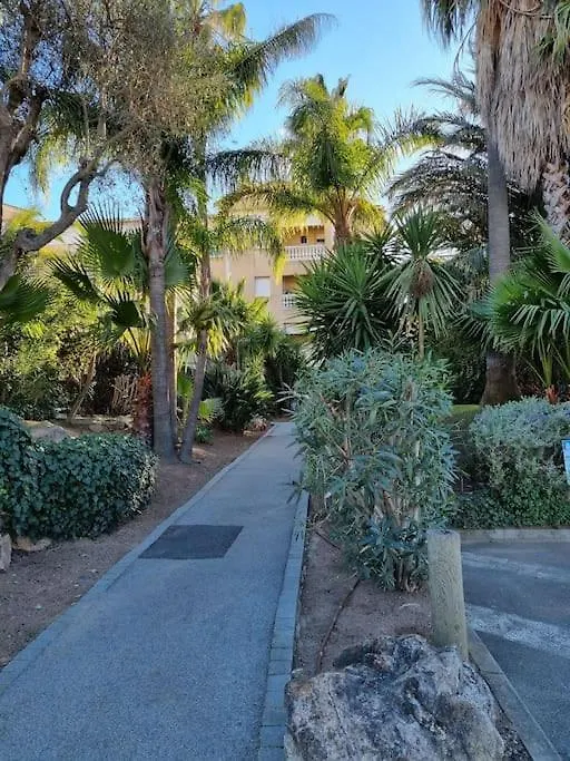 Appartement 2 Pieces Tout Confort Saint-Raphael  0*, Saint-Raphael (Var) France